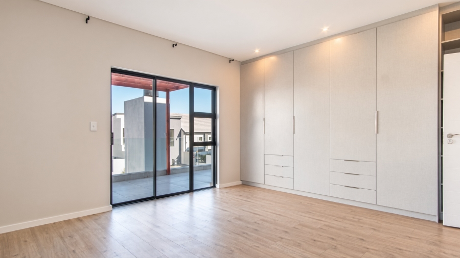 4 Bedroom Property for Sale in Sandown Western Cape